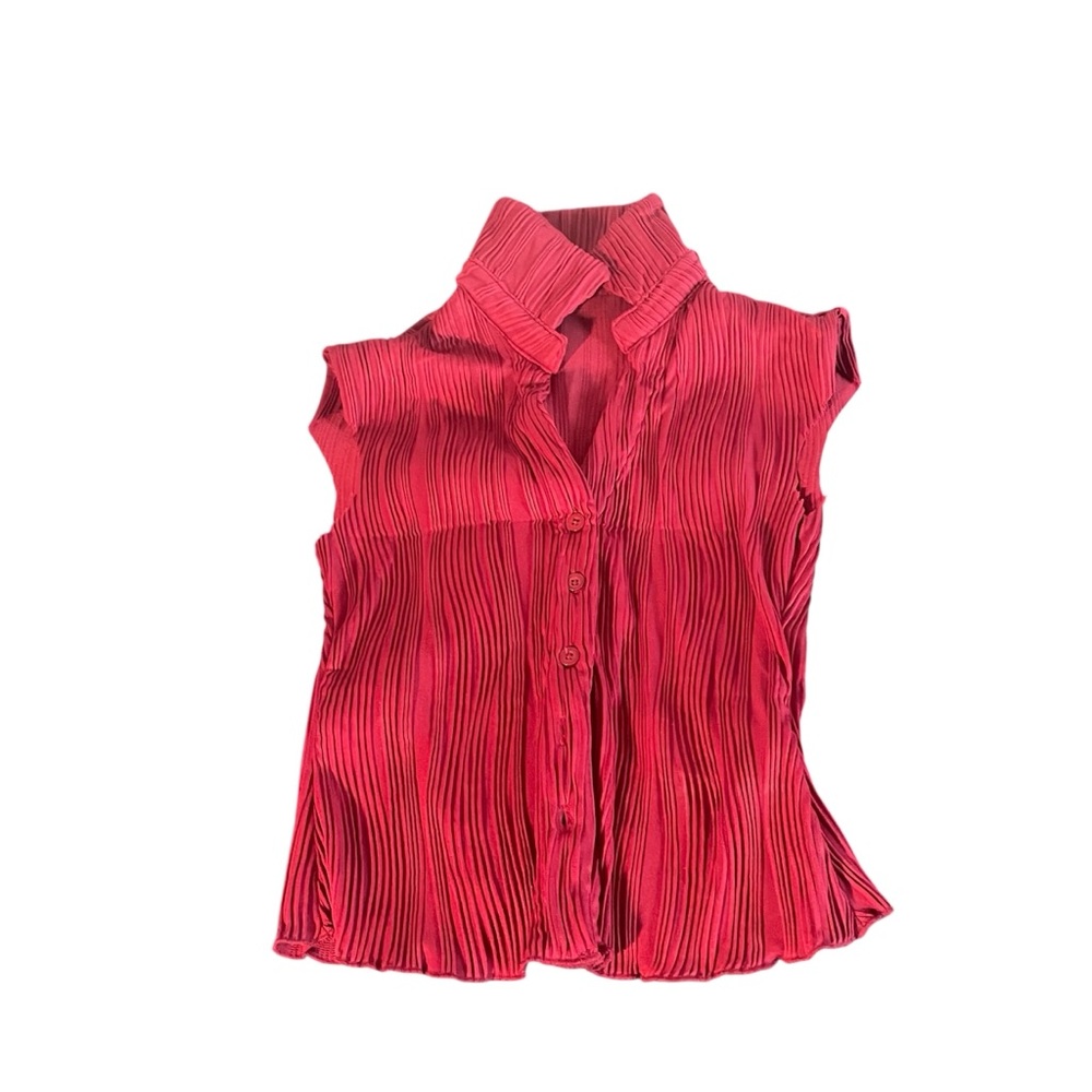 Women's Red Pleated Top